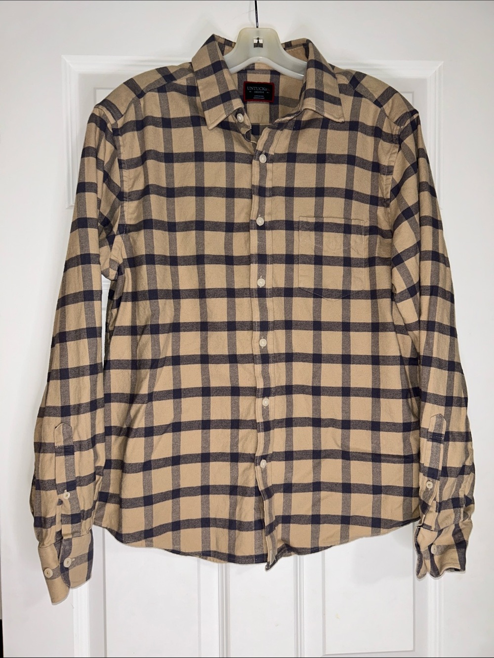 UNTUCKit Men’s Beige and Navy/gray Plaid flannel Button-Down Shirt